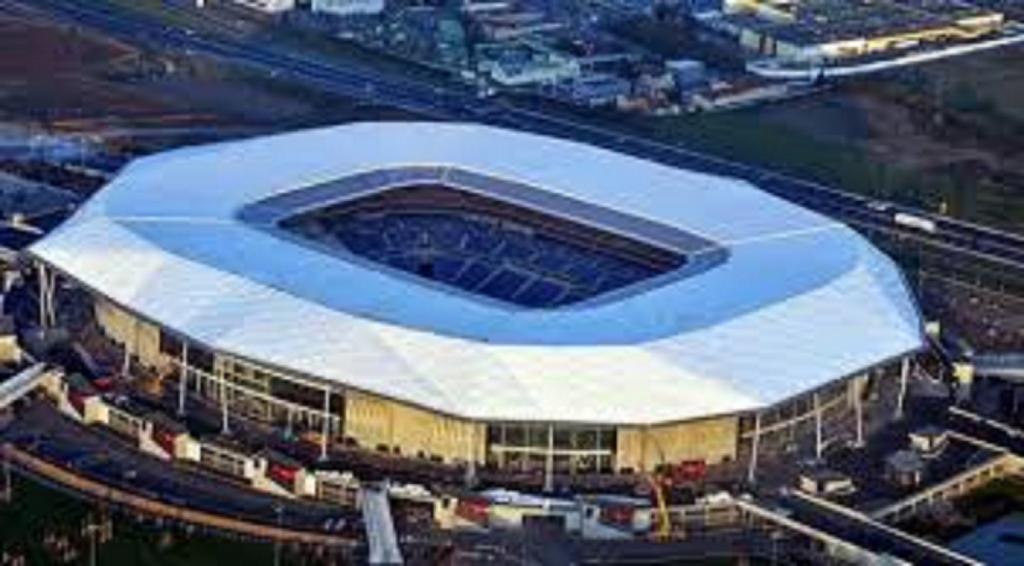 Aka Lodge Lyon Eurexpo Arena Stadium メイジュー エクステリア 写真